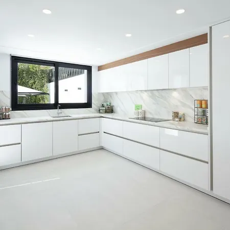 Luxury For Rent In Marbella